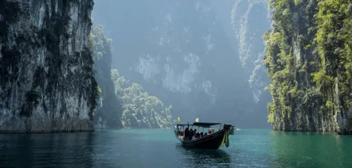 What to Know Before Travelling to Thailand with CBD Products
